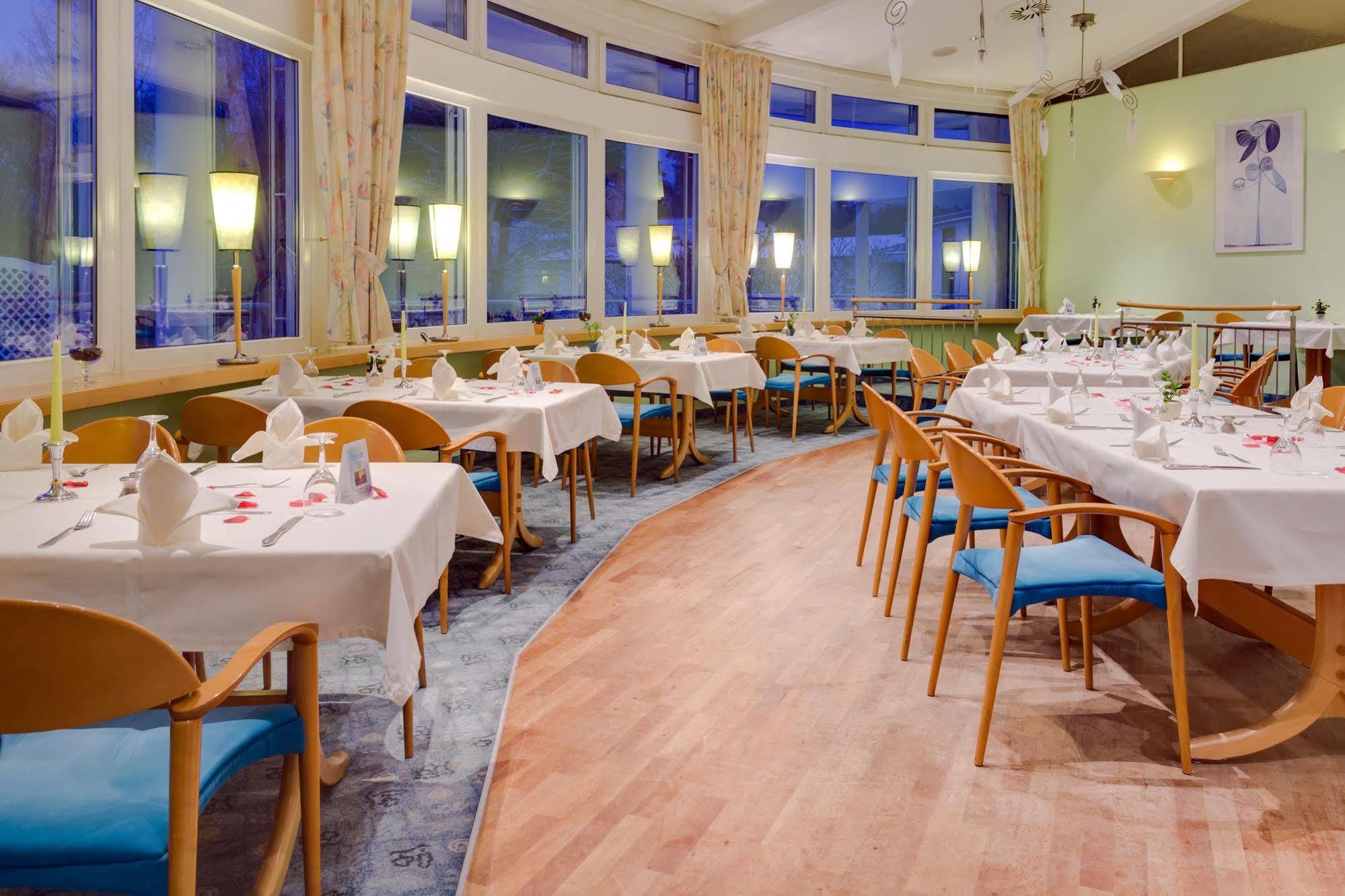 Seehotel Luisenhof Falkenhagen  Екстериор снимка
