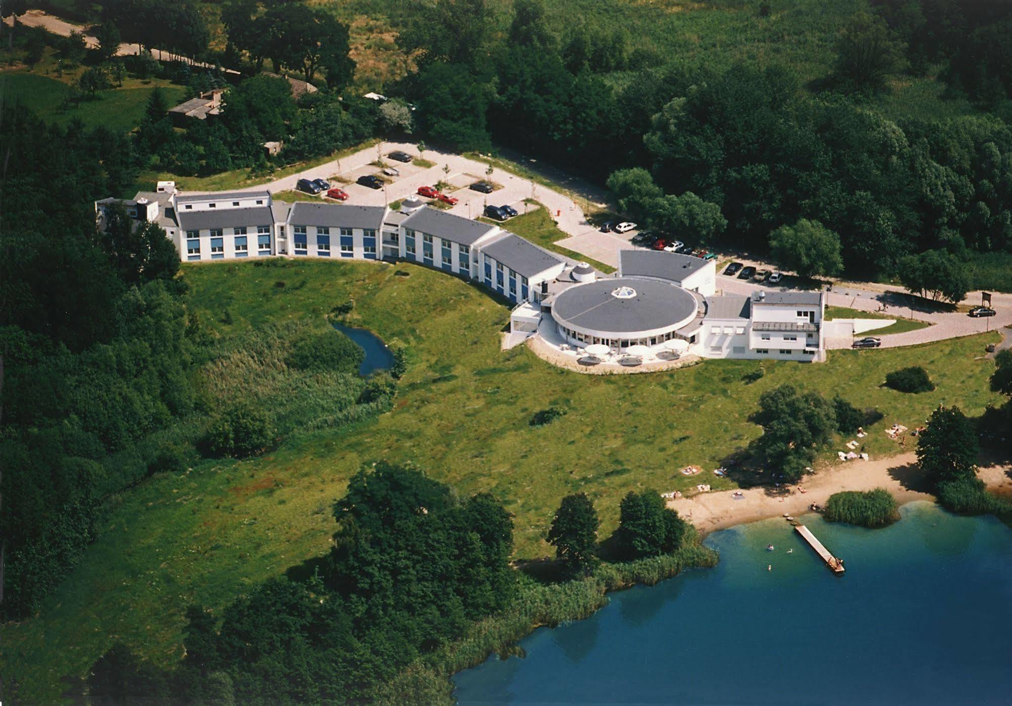 Seehotel Luisenhof Falkenhagen  Екстериор снимка