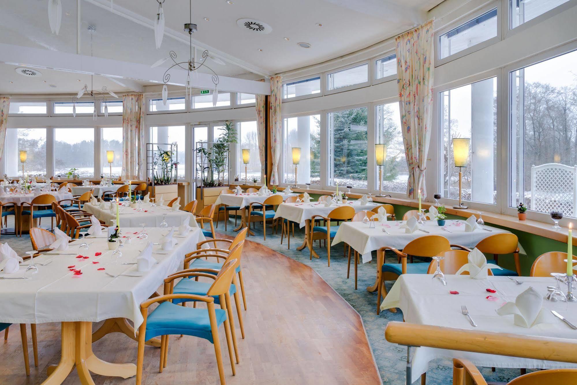 Seehotel Luisenhof Falkenhagen  Екстериор снимка